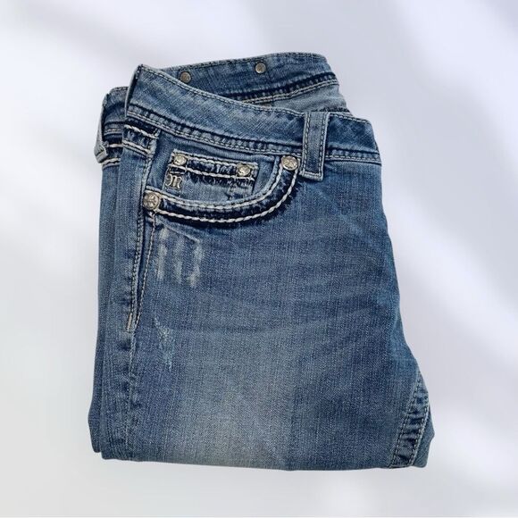 Miss Me Shorts Capri Bermuda Fleur de Lis Rhinestones Embroidered Size 31 - Picture 5 of 9